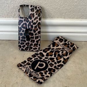 Loopy Original- iPhone 12/12 Pro (6.1" Screen) Leopard | Matte Edition/ Righty